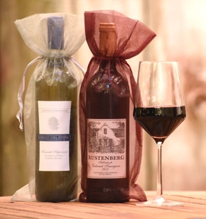 wine with gift bags